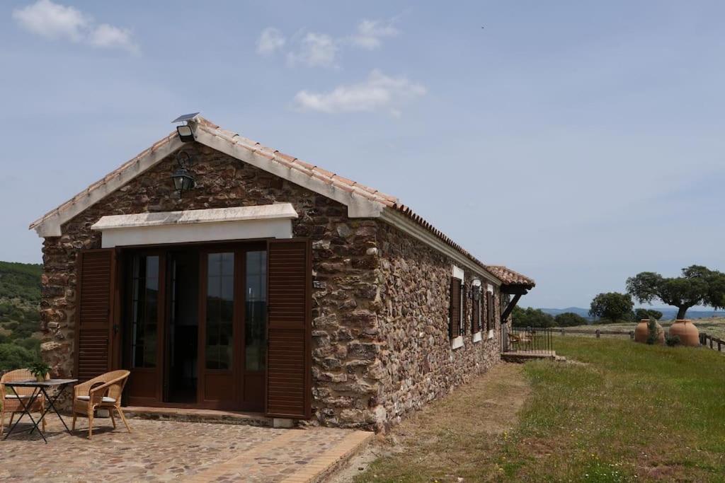 Finca La Alcolehuela En Parque Natural De Despenaperros Santa Elena Buitenkant foto